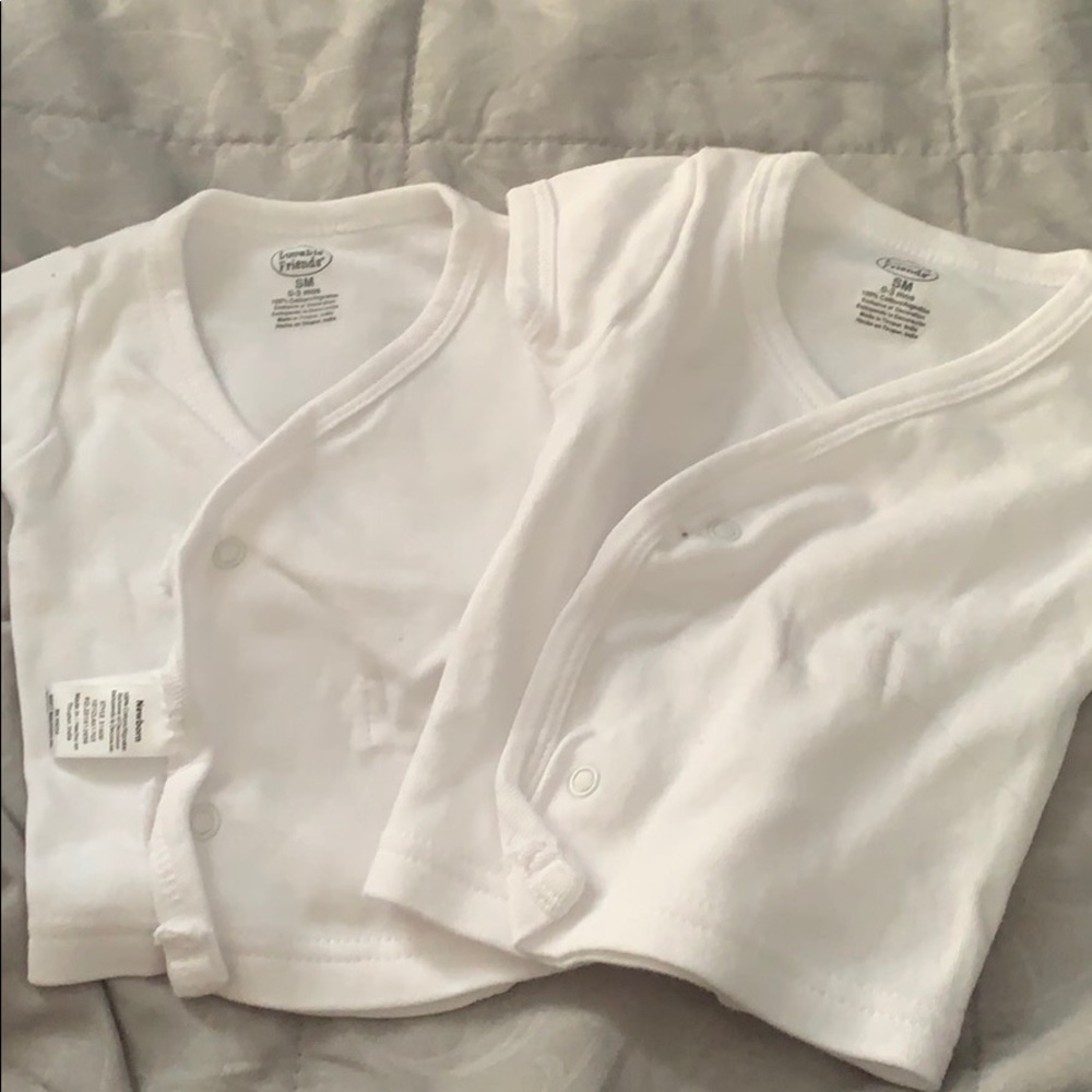 Unisex white tee